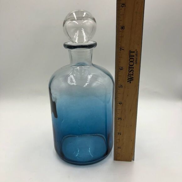 Blue Clear Ombre Look Glass Decanter Collectible Decorative Glassware - Picture 11 of 14